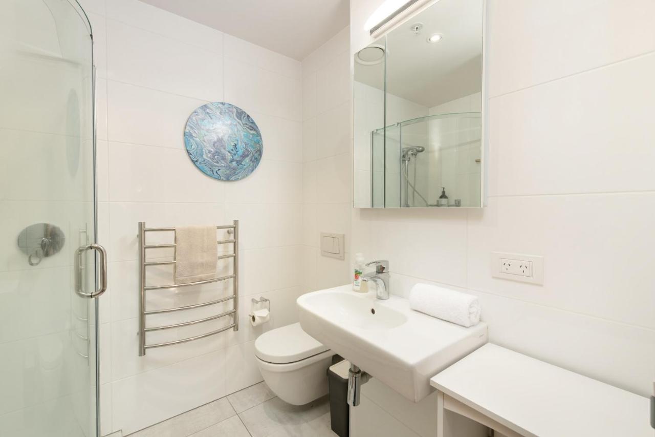 Superb Elevated Views Of Harbour With Heated Pool, Gym & Parking Apartamento Mount Maunganui Exterior foto